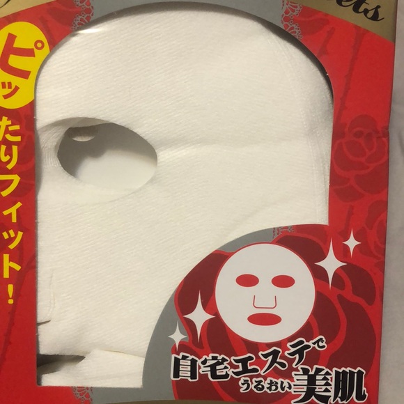 Daiso Japan Face Mask Sheets - Picture 3 of 3